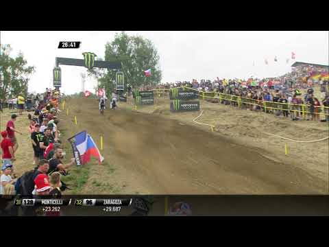 Romain Febvre passes Jeremy Seewer - MXGP Race 1 - MXGP of Czech Republic 2019