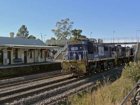 Coal train with 4 branchline loco's - PL's & 48's - Pacific National Trains