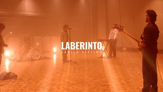 Laberinto Lyrics English Translation