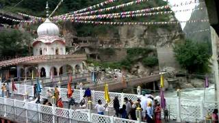 preview picture of video 'Manikaran Gurudwara, Himachal Pradesh, India'