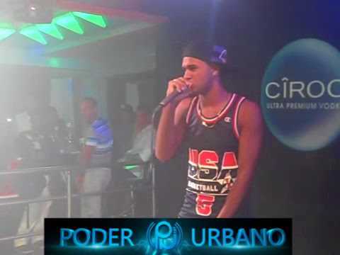 la cora mc como lo gallo en vivo en la venezuela macumba