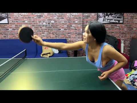 Nana vs Kate - Table Tennis