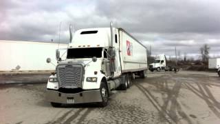 Truck Driving Music: Movin' On - Merle Haggard (Rodolfo's Truck)