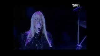The B-52's - Juliet Of The Spirits (Benicassim 2007)