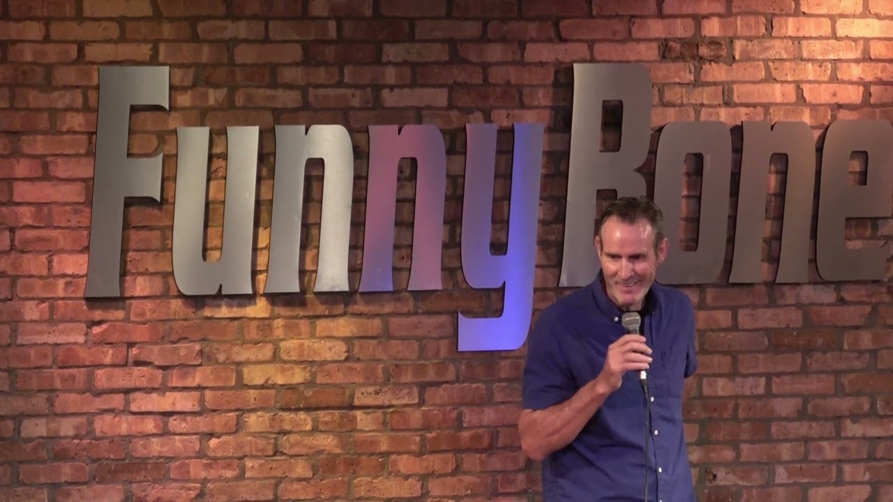 Promotional video thumbnail 1 for Comedian Tom Wise