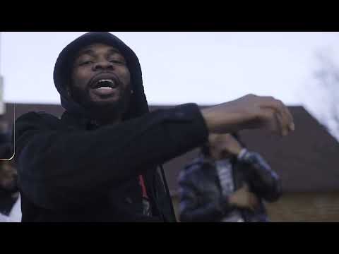 Big Dezzo f/ Ceeloc  - Snakes ( Official Music Video )