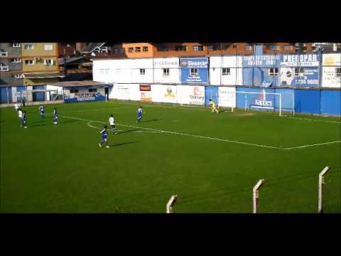 Goleiro Eduardo Dietrich 99, 1,91m