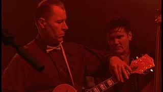 |Reverend Horton Heat| The Devil&#39;s Chasing Me (Live And In Color)