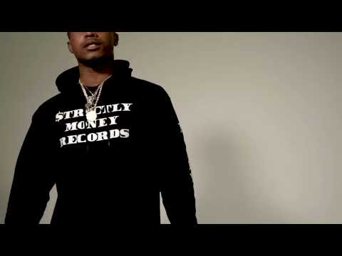 Levin Tre-Daddy’s Girl Official Video (prod by treyosnapped)