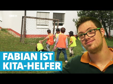 So geht Inklusion! KiTa-Helfer mit Down-Syndrom bereichert den Alltag der Kinder