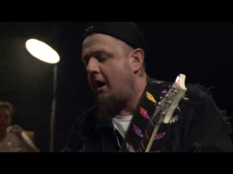 Three sheets to the wind - Robert Cichy (NUT FERMENT 20)