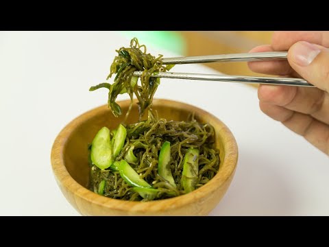 Wakame Seaweed & Cucumber Salad Recipe