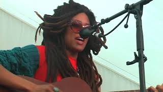 Valerie June - 'Keep The Bar Open' (Live at EOTR 2013)