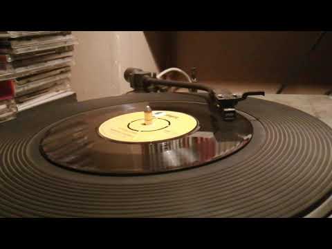 Sandra Thomas - Loving Arms - Reggae - 45 rpm Vinyl