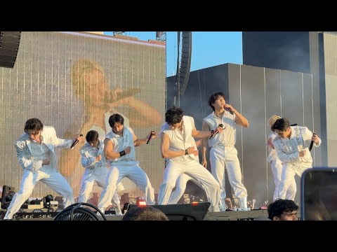 Stray Kids District 9 Dominate Toronto 062925