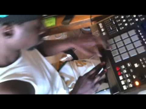 MPC 5000 live beatmaking by 3.GGA EPISODE #3.mp4