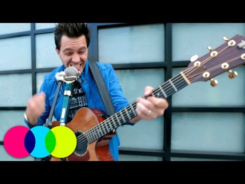 Andy Grammer performing "Sunday Morning" | Sidewalk Sessions