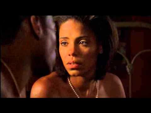 VIEWS MRCREPUSCULO2 FOREIGN WOMAN HANDLES British Lingerie Companies
