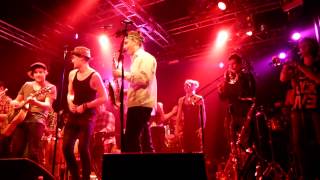 KUNINGASIDEA - Enemmän duoo ku sooloo.