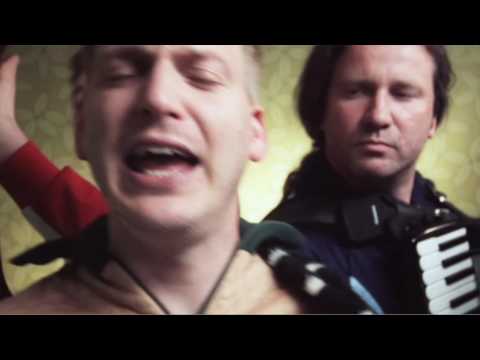 Rasmus & Verdens Beste Band - "Puppan te Pappa"