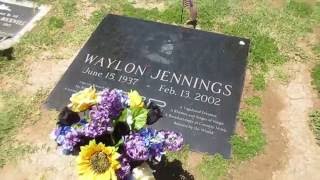 Waylon Jennings' Grave + Story