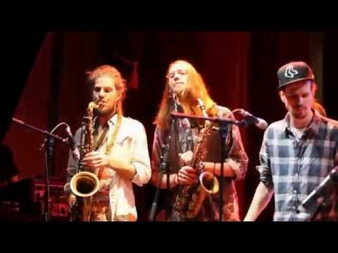 Lide Najs and Miriam Aida   Worship The Sun