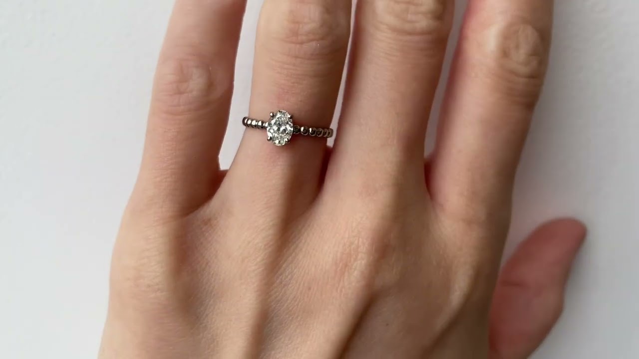 #3845 - Кольцо с овальным бриллиантом 0.34 карата