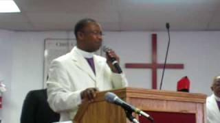 Pastor Roy Ewing singing I Am Redeemed