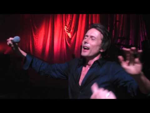 Suede - Everything Will Flow (live in Brussels 2016)