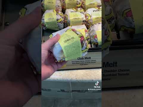 Best Grub to Get at Buc-ee's -  Dinner Combo #1 You Need to End Your Day Strong