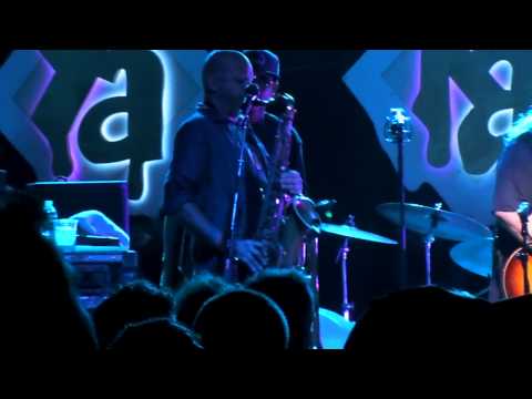 Galactic w/ Warren Haynes "Can't You Hear Me Knocking" 6/22/2011
