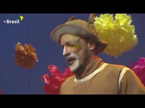Os Saltimbacos cantam "O Jumento" no Música Animada