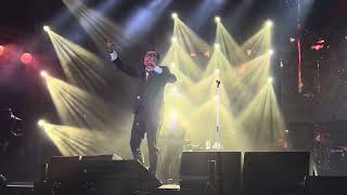 Ari Lasso Konser 3 Dekade at Edutorium UMS | Cintailah aku sepenuh hati