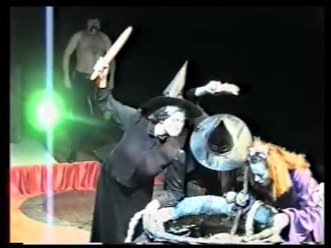 Wyrd Sisters:  Act 1