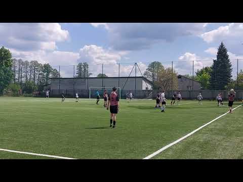 RKS MAZUR  RADZYMIN - UKS  VARSOVIA   ( 0 - 1 )   I  POŁOWA.