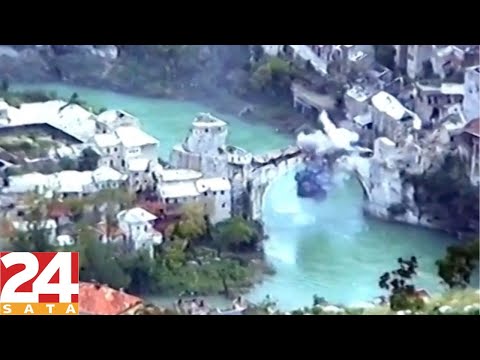 Objavili dosad neviđenu snimku rušenja Starog mosta u Mostaru projektilima s položaja HVO-a