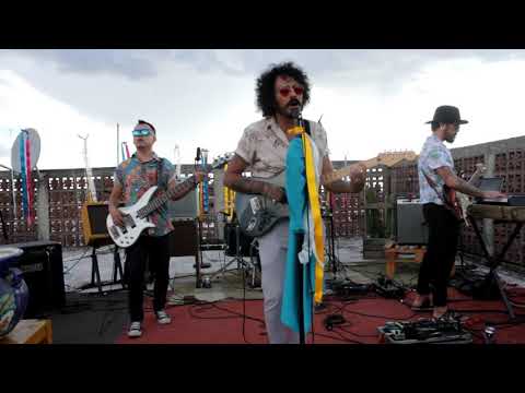 Roys Mansini (dpto de cbaleros ) Shangai / Vídeo Tape Digital