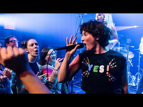 Sammy Rae & The Friends: Hold the Line (Live from House of Yes Brooklyn) (Toto Cover)
