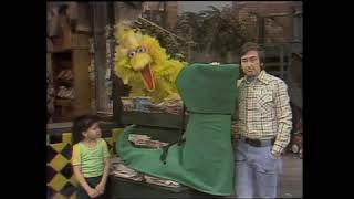 Classic Sesame Street - Green Anything Muppet Hipster Green Big Boot 1973