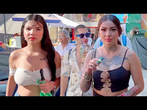 Comuna 13 Favela District 🇨🇴 Medellin Colombia