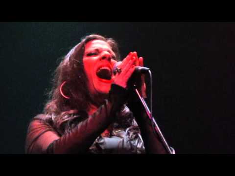 DEBORAH TURZA/ LINTERNA DE LOS AFIEBRADOS/ (Adriana Camaño)