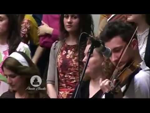 Traim vremi de har ca Ilie