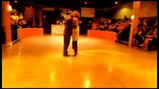 Santiago Castro & Roberta Coen - tango "Todo te nombra" orquesta F. Canaro