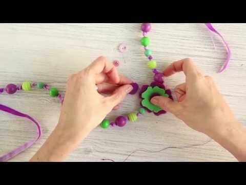 Satukirjasto - Tee itse - Askartele kukkakaulakoru