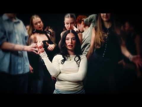 VICKY - party nur für mich (Official Video)