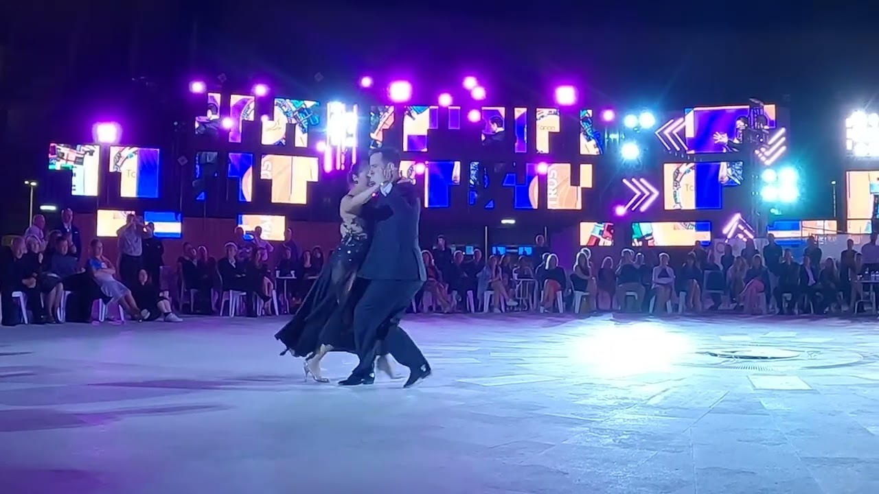 Vanesa Villalba  y Facundo Piñero / Tango Meeting Caserta 2023 2/4