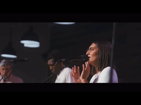 Be Enthroned + Open The Scroll (Spontaneous) - UPPERROOM | (Tradução Em Português)