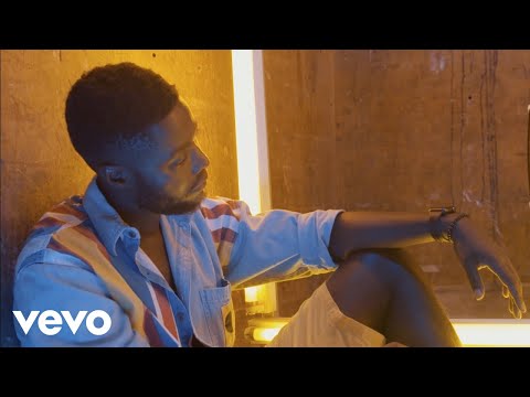 P S Quint - Sidewalk ft. Howard Edward