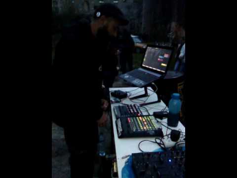 Tkc Live @ MTT Free Party 10/2015
