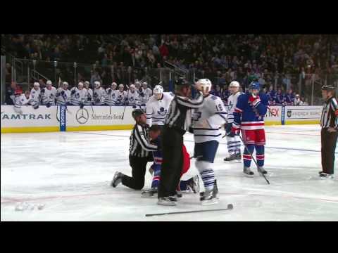 Leafs @ Rangers - Mike Brown vs Kris Newbury Huge Fight - 111027